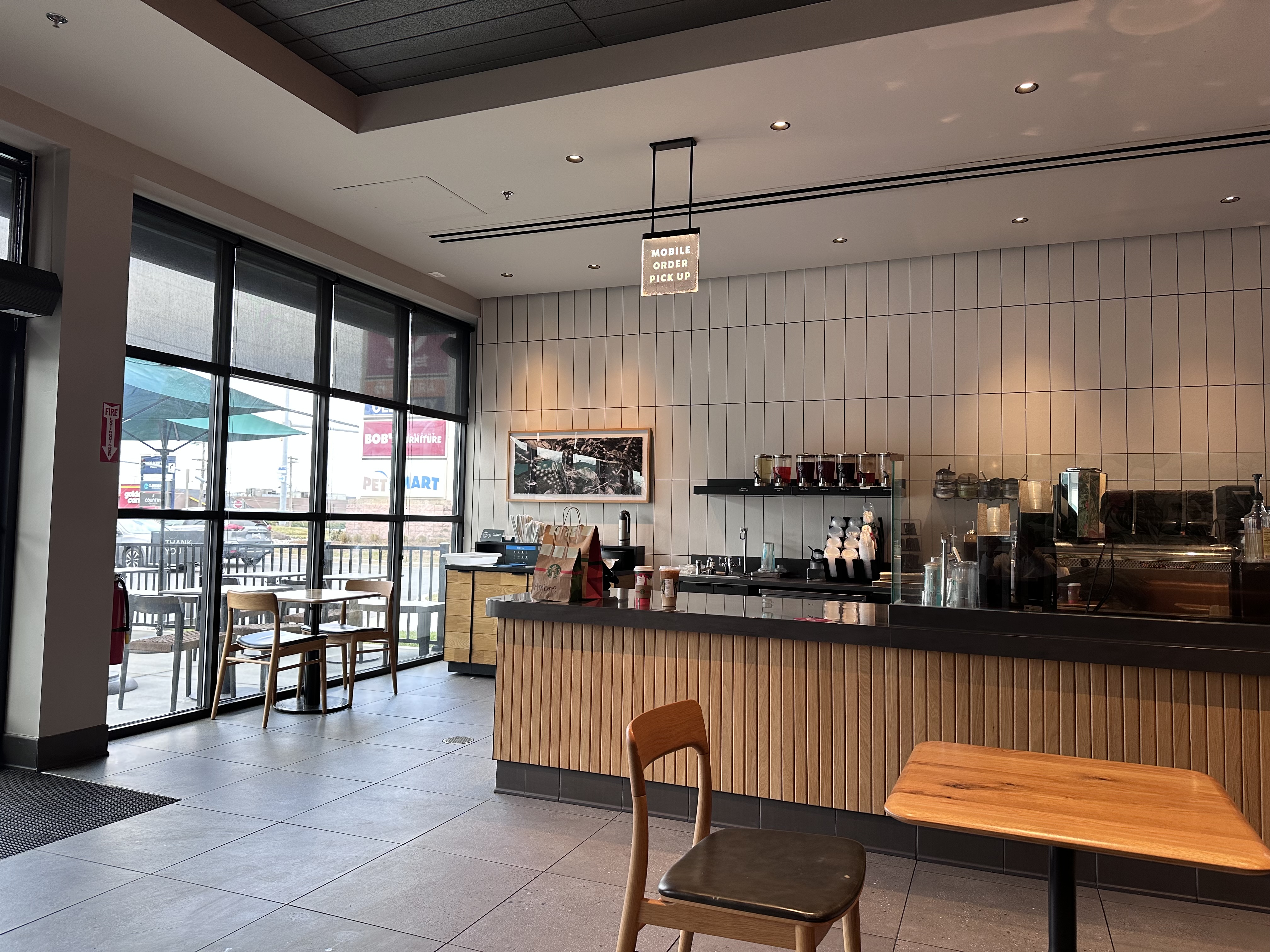 Starbucks Urbana Pike Frederick photo 4