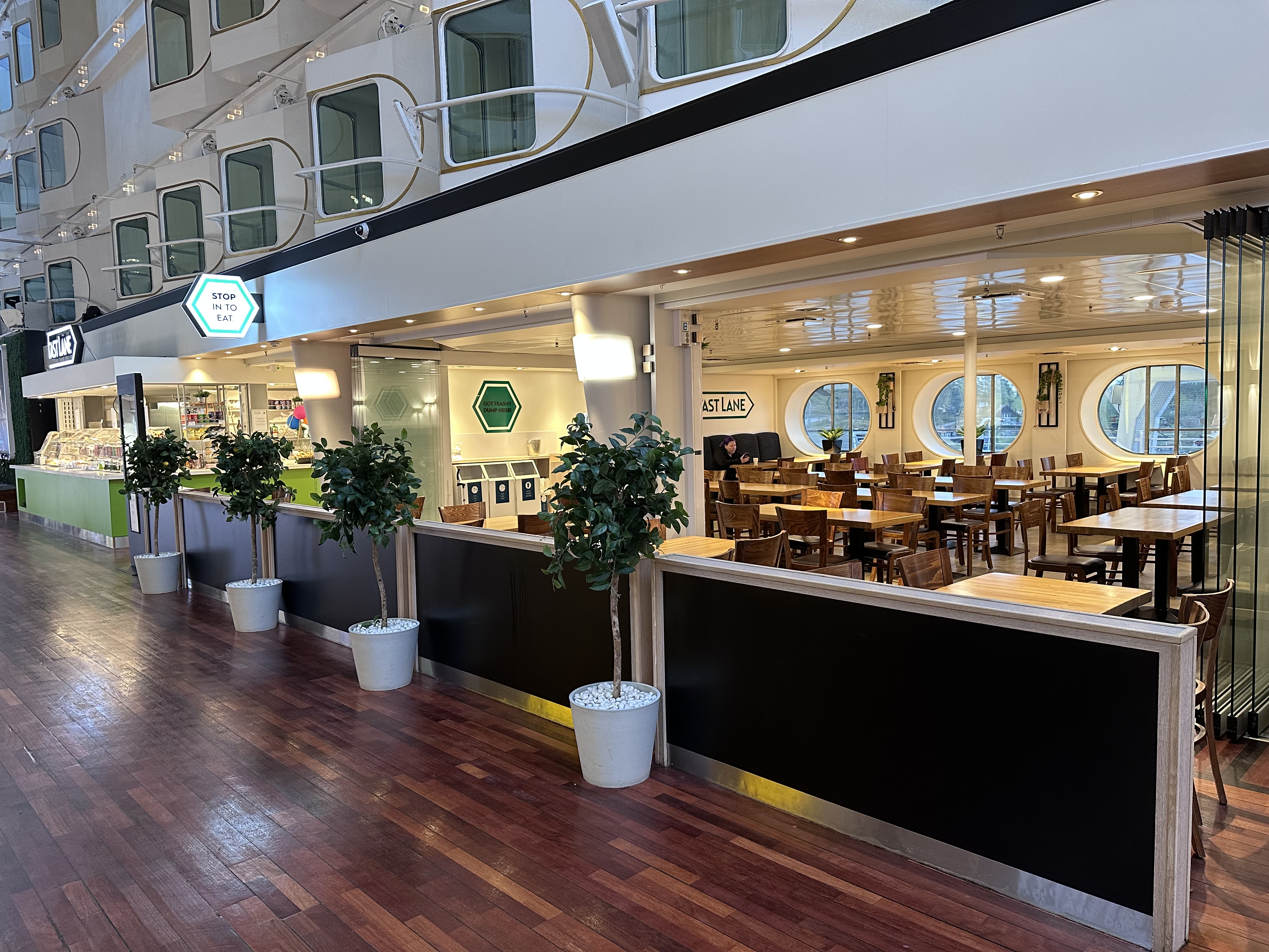 Fast Lane At Silja Symphony photo 3
